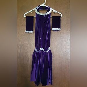 Adult small purple velvet dance costume with detached sleeves